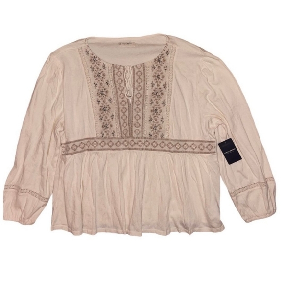 Lucky Brand Tops - Lucky brand embroidered top